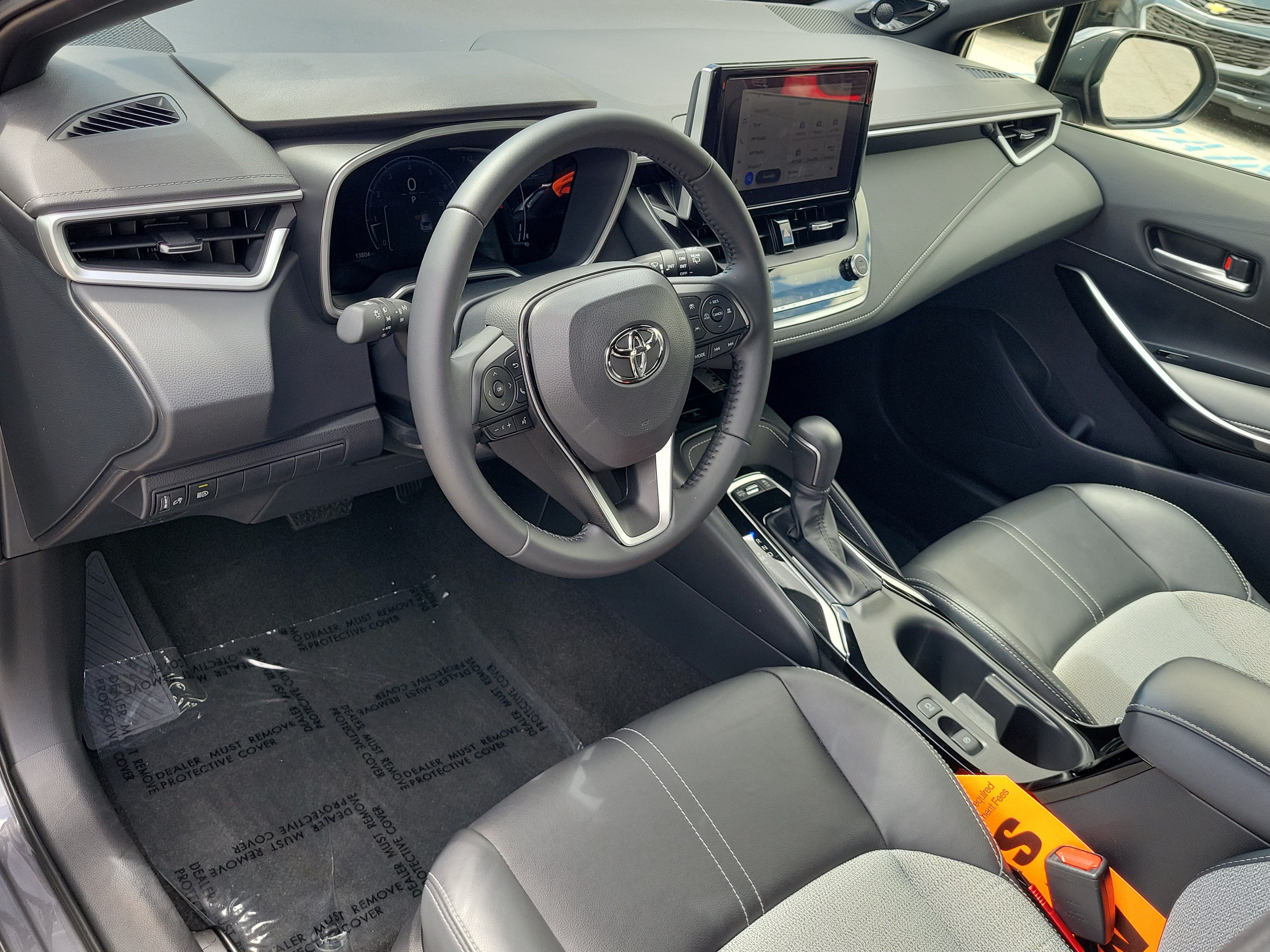 Used 2025 Toyota Corolla XSE FWD image 22