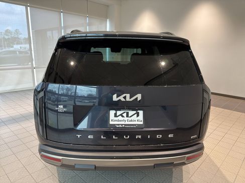New 2027 Kia Telluride S image 4