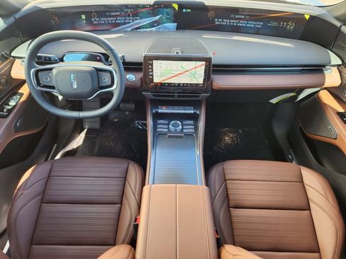 New 2026 Lincoln Nautilus Reserve image 11