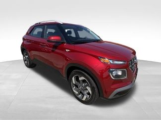 Used 2025 Hyundai Venue SEL FWD 360° Tour