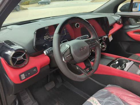 New 2025 Chevrolet Blazer EV RS w/ Super Cruise Package image 10