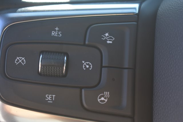 Used 2025 Chevrolet Blazer RS FWD image 21
