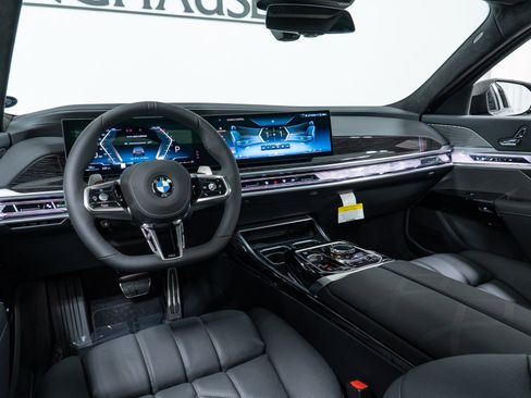 New 2026 BMW 740i xDrive image 16