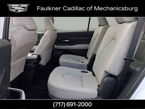 Used 2024 Toyota Grand Highlander XLE image 10
