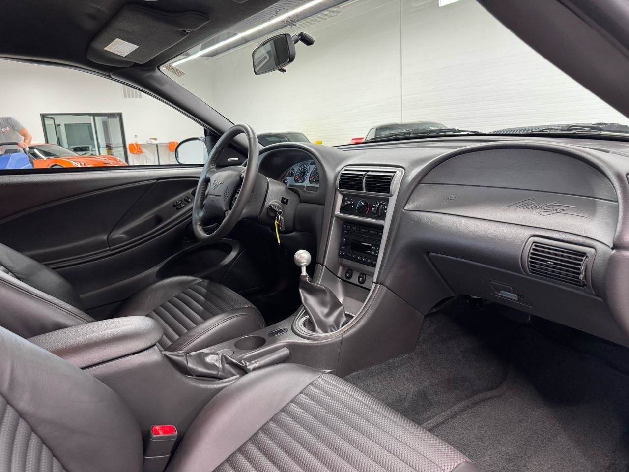 Used 2003 Ford Mustang Mach 1 RWD image 47