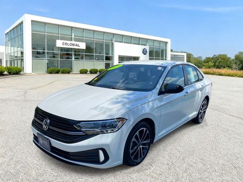 Used 2023 Volkswagen Jetta Sport FWD image 1