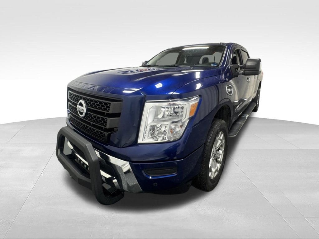 Used 2021 Nissan Titan SV w/ SV Convenience Package AWD/4WD image 3