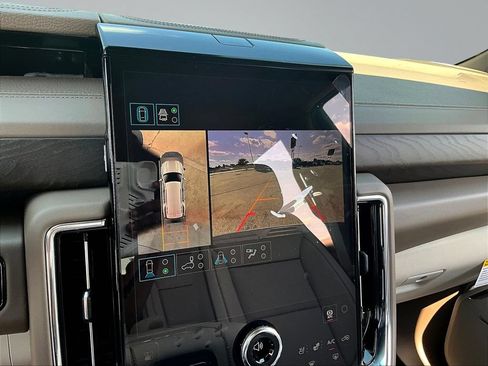 New 2026 GMC Yukon Denali AWD/4WD image 22