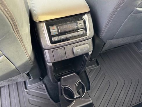 Used 2019 Subaru Ascent Limited w/ Popular Package #3 image 22