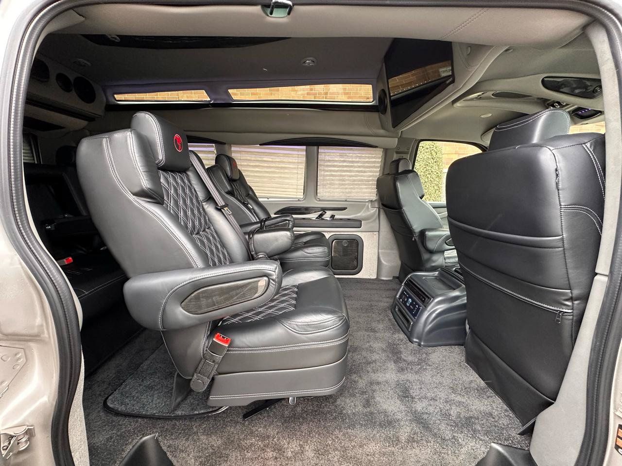 Used 2023 GMC Savana 2500 RWD image 61