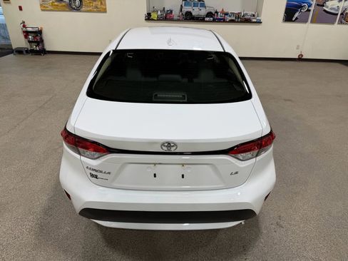Used 2021 Toyota Corolla LE w/ Carpet Mat Package (TMS) image 17