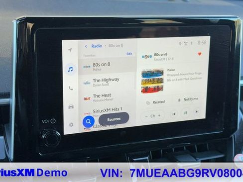 Used 2024 Toyota Corolla Cross XLE image 23