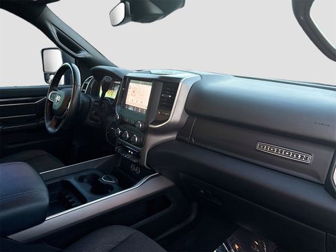 Used 2024 RAM 3500 Big Horn w/ Safety Group image 24