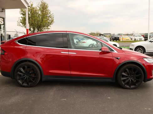 Used 2018 Tesla Model X 100D AWD/4WD image 4