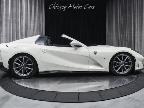 Used 2022 Ferrari 812 GTS RWD image 29