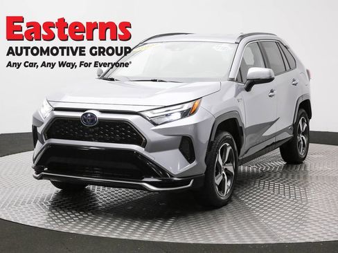 Used 2022 Toyota RAV4 SE AWD/4WD image 1