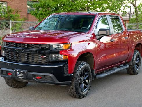 Used 2021 Chevrolet Silverado 1500 Custom Trail Boss AWD/4WD image 3