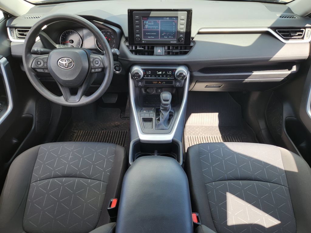Used 2022 Toyota RAV4 XLE w/ Convenience Package FWD image 22