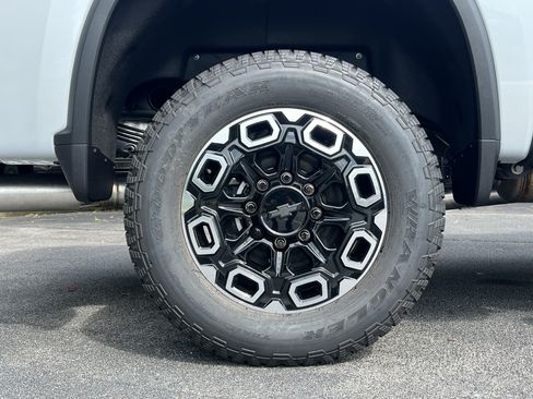 New 2026 Chevrolet Silverado 2500 High Country AWD/4WD image 13