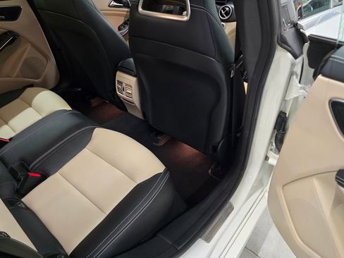 Used 2019 Mercedes-Benz CLA 250 4MATIC image 30