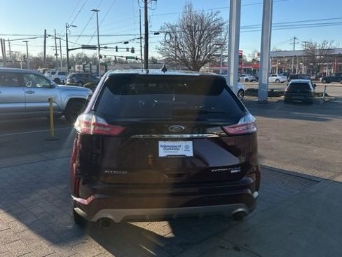 Used 2020 Ford Edge Titanium w/ Equipment Group 301A image 10