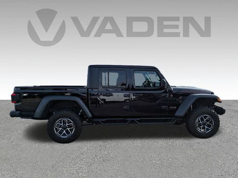 Used 2024 Jeep Gladiator Rubicon image 22