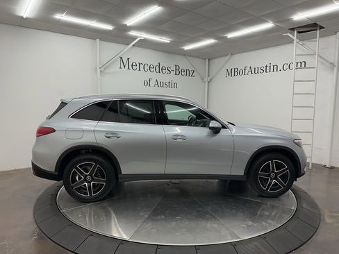 New 2026 Mercedes-Benz GLC 300 image 8