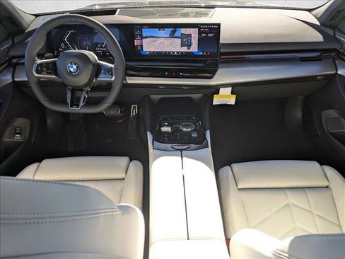 Used 2026 BMW 530i w/ M Sport Package image 15