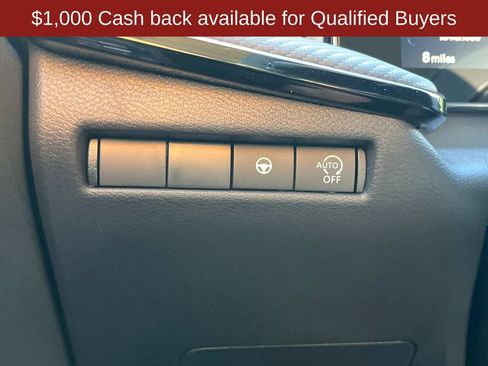 New 2026 Nissan Kicks SR image 32