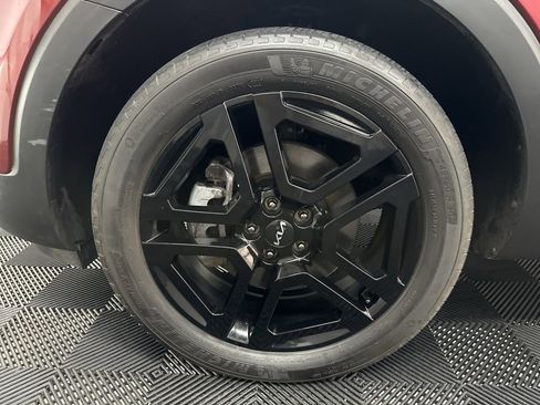 Used 2023 Kia Telluride EX X-Line image 39