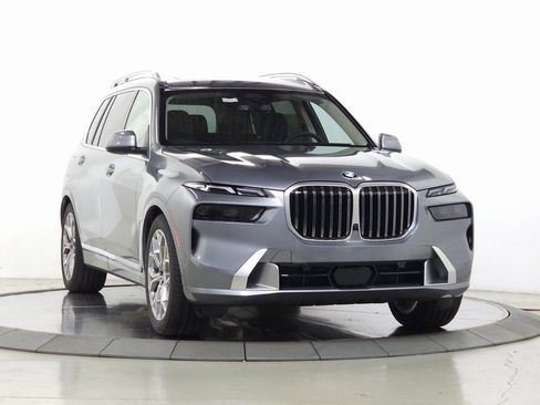 Used 2026 BMW X7 xDrive40i AWD/4WD image 1