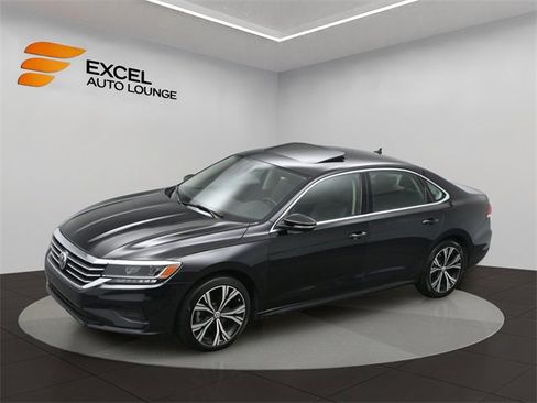 Used 2020 Volkswagen Passat 2.0T SEL image 40