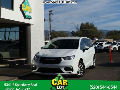 Used 2023 Chrysler Pacifica Touring-L