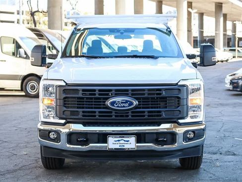 New 2026 Ford F250 XL w/ XL Chrome Package image 2