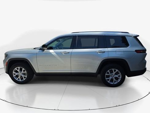 Used 2022 Jeep Grand Cherokee L Limited RWD image 7