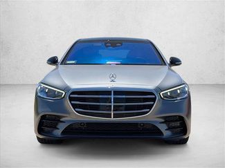 Used 2022 Mercedes-Benz S 580 4MATIC Sedan video 2