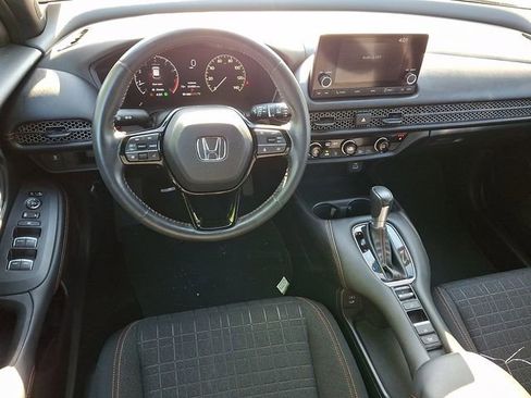 Certified 2024 Honda HR-V Sport image 12