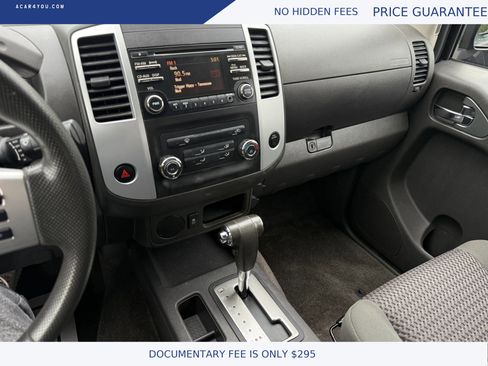 Used 2014 Nissan Frontier SV RWD image 15