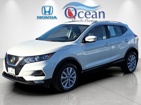 Used 2022 Nissan Rogue Sport SV image 7