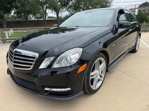 Used 2012 Mercedes-Benz E 350 Sedan image 3