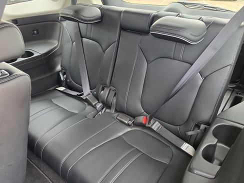 Used 2024 Honda Pilot Elite image 19