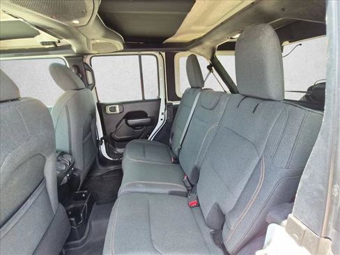 Used 2024 Jeep Wrangler Unlimited Sport AWD/4WD image 13
