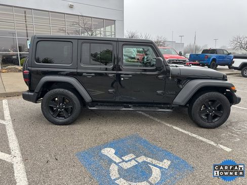 Used 2021 Jeep Wrangler Unlimited Sport image 34