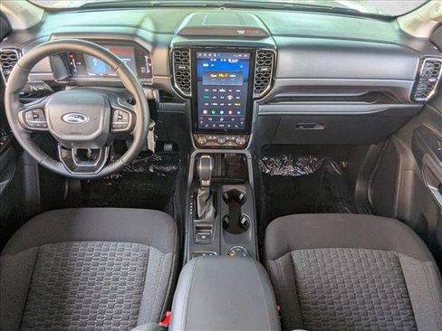 Used 2025 Ford Ranger XLT w/ Equipment Group 301A High AWD/4WD image 18