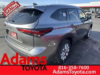 Used 2026 Toyota Highlander Limited video 2