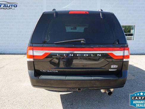 Used 2015 Lincoln Navigator 4WD w/ Equipment Group 101A Reserve image 15