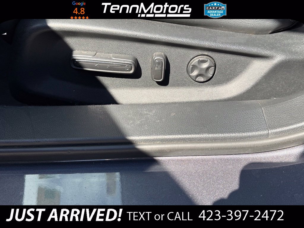 Used 2018 Honda Accord Touring image 11