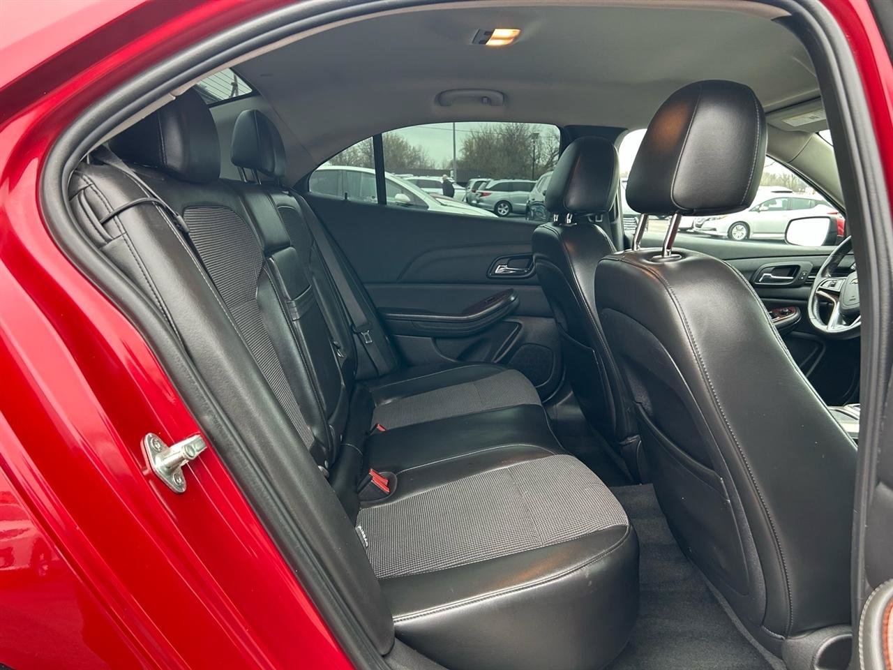 Used 2013 Chevrolet Malibu LT FWD image 15
