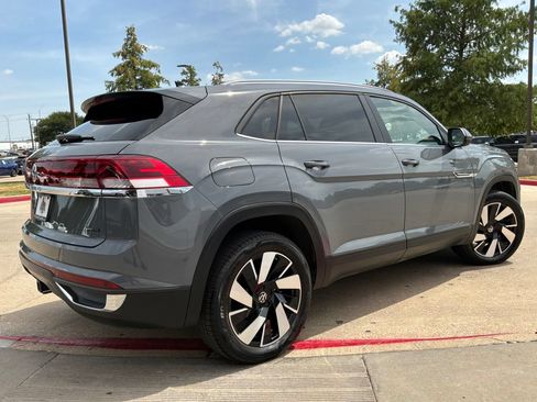 Used 2026 Volkswagen Atlas Cross Sport SE AWD/4WD image 6