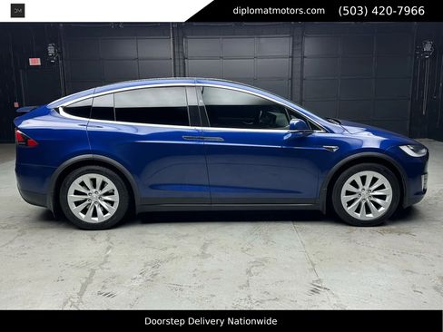 Used 2017 Tesla Model X 100D image 8